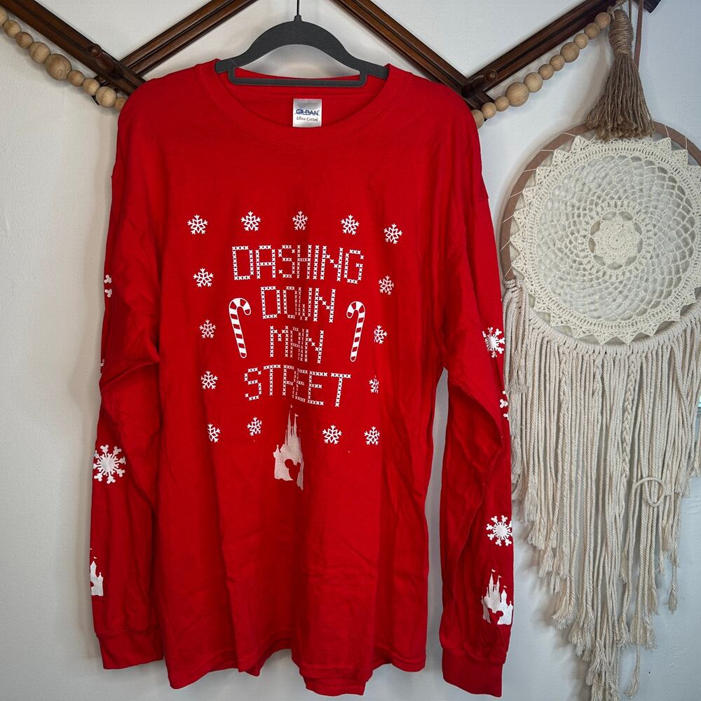 Gildan Dashing Down Main Street Long Sleeve Christmas T